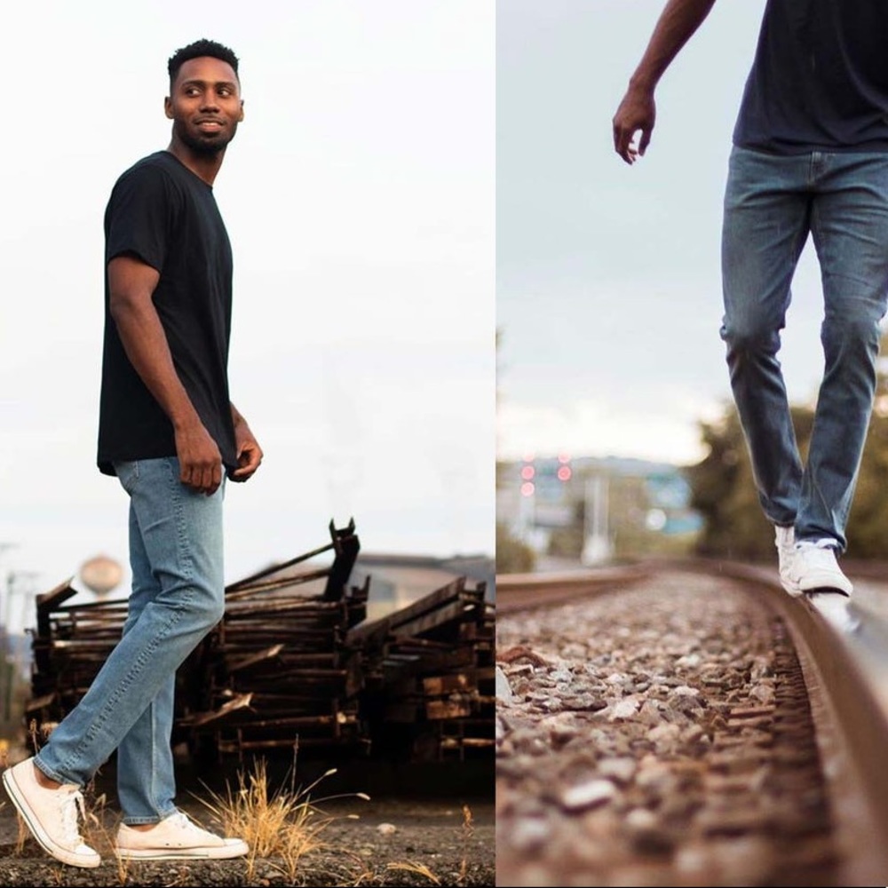 Men’s Light Denim Straight Jeans